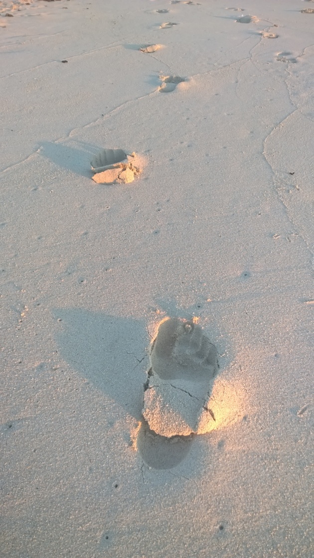 Footprints of @NakedRunning